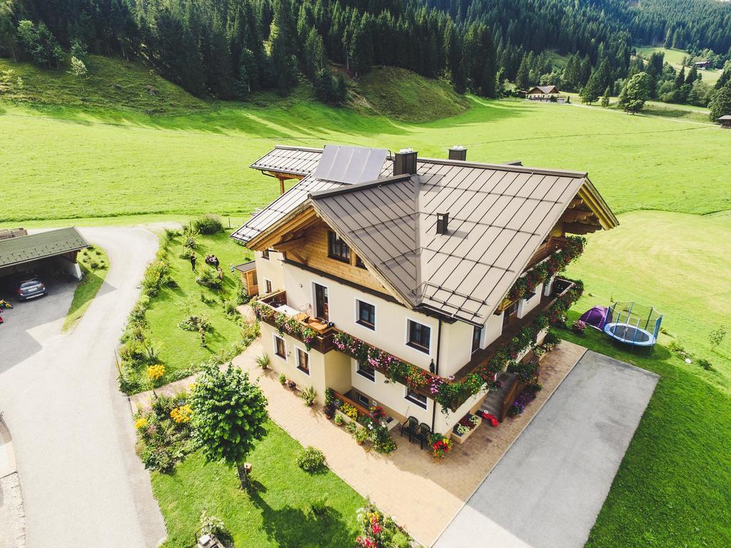 Arche Hof Oebristhof Apartamento Kleinarl Exterior foto